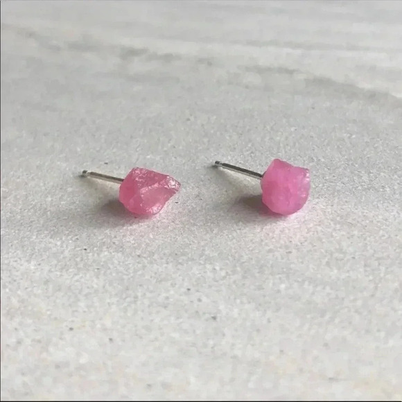 Raw Fuchsia Tourmaline Stud Earrings - Picture 2 of 8